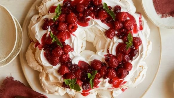 Holiday Berry Meringue Wreath